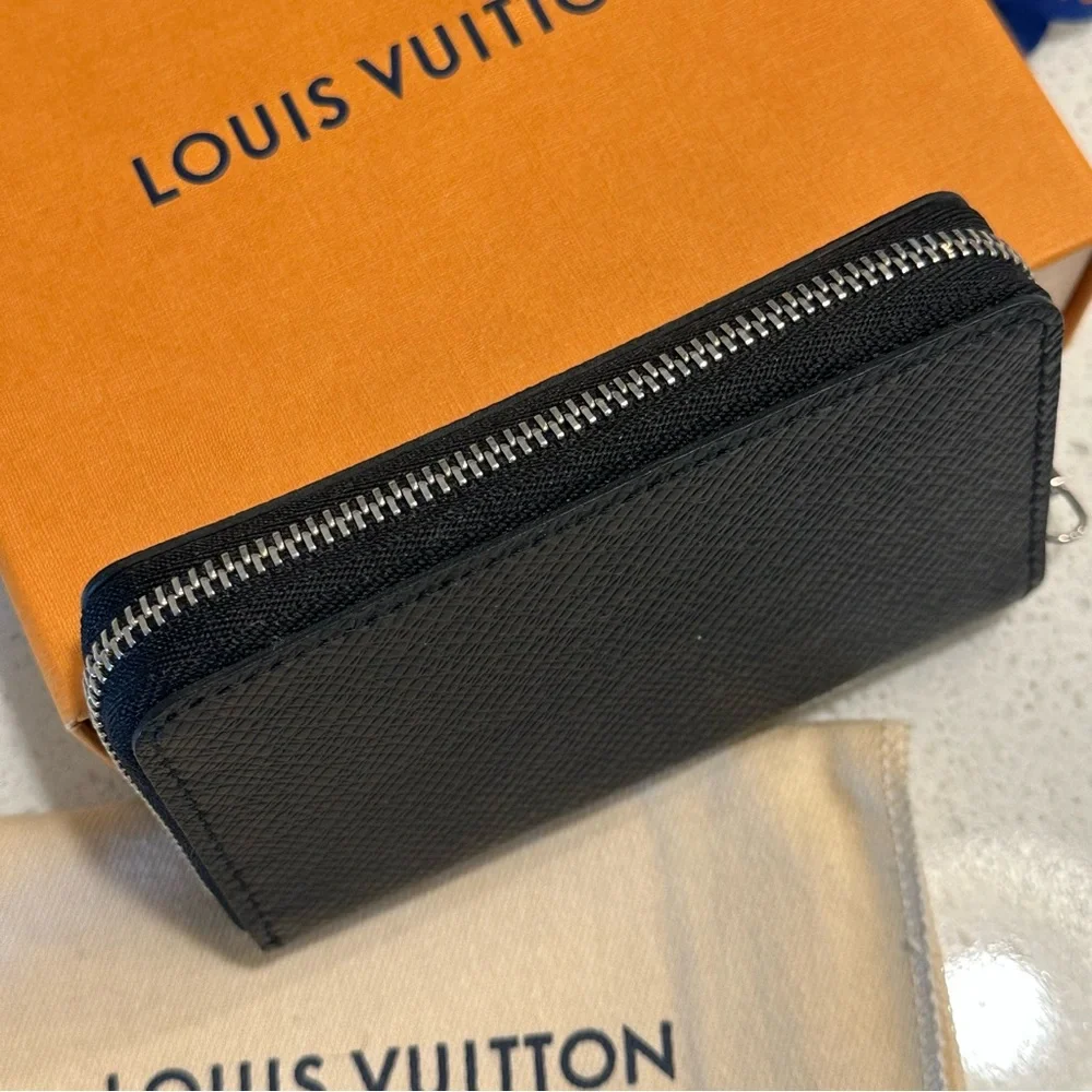 Louis Vuitton Zippy Coin Purse pouch Vertical Taiga Leather M30511 Box, dustbag - Picture 13 of 16